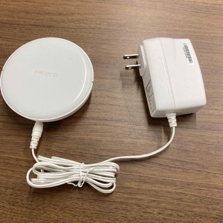 ソフトバンク(Softbank)のワイヤレス充電器 SoftBank 置くだけ充電器(バッテリー/充電器)