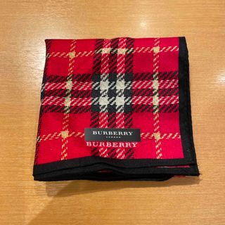 バーバリー(BURBERRY)のバーバリーハンカチノバチェックレッド(ハンカチ)