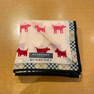 バーバリー(BURBERRY)のバーバリーハンカチドッグ柄ピンク(ハンカチ)