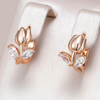 セール❣️【14KGP】チューリップ 花 ジルコン リング ピアス(ピアス)