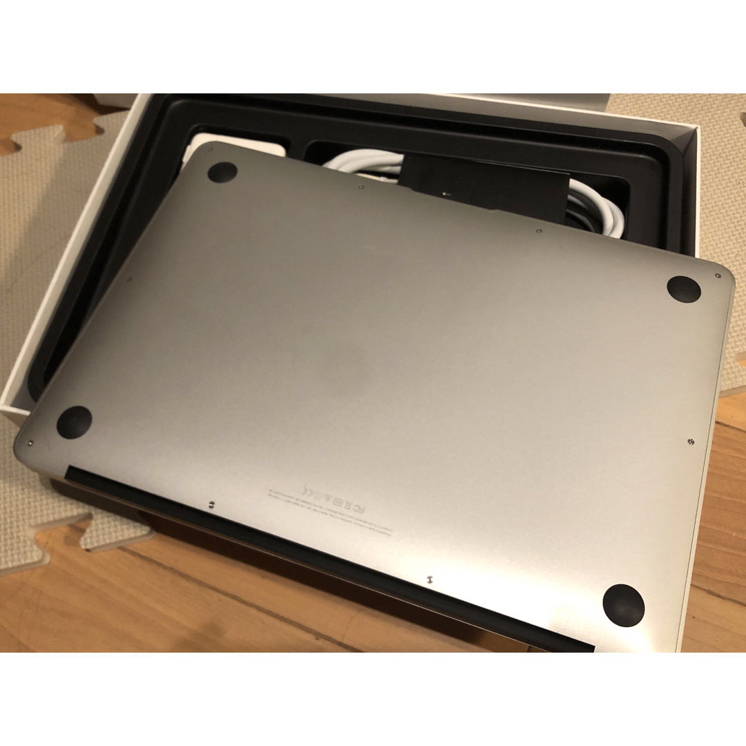 MacBook Air 美品 1.8GHzメモリ 8GB SSD 256GB