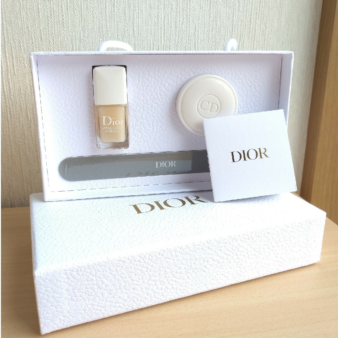 Dior(ディオール)の※セット内容変更 ディオール ノベルティ エンタメ/ホビーのコレクション(ノベルティグッズ)の商品写真