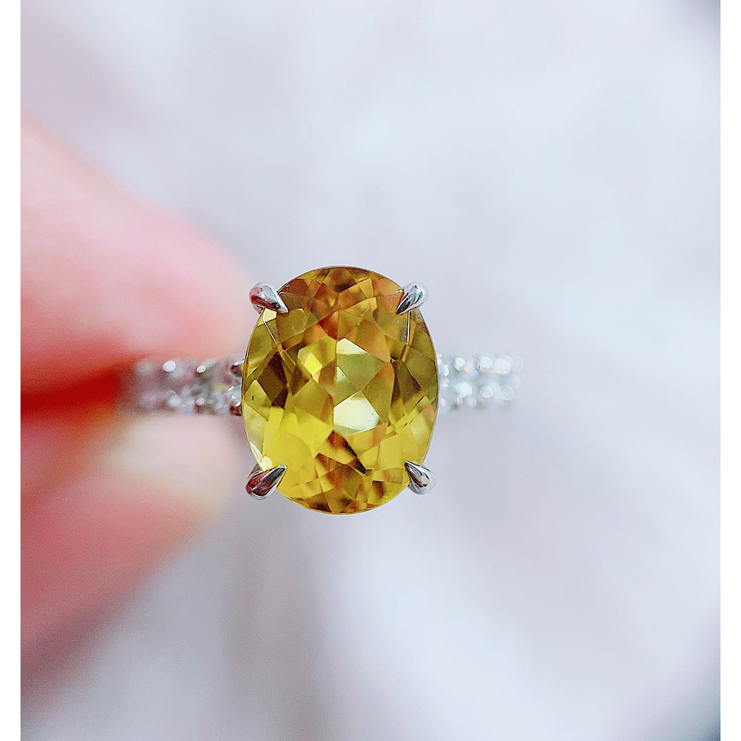 ★2.6ct★✨大粒イエローベリル0.50ctダイヤモンドプラチナリング指輪 レディースのアクセサリー(リング(指輪))の商品写真