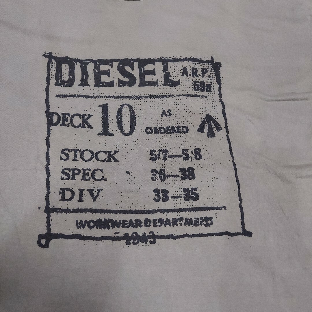 DIESEL(ディーゼル)の【90'sヴィンテージ】DIESELディーゼル/Tシャツ メンズのトップス(Tシャツ/カットソー(半袖/袖なし))の商品写真