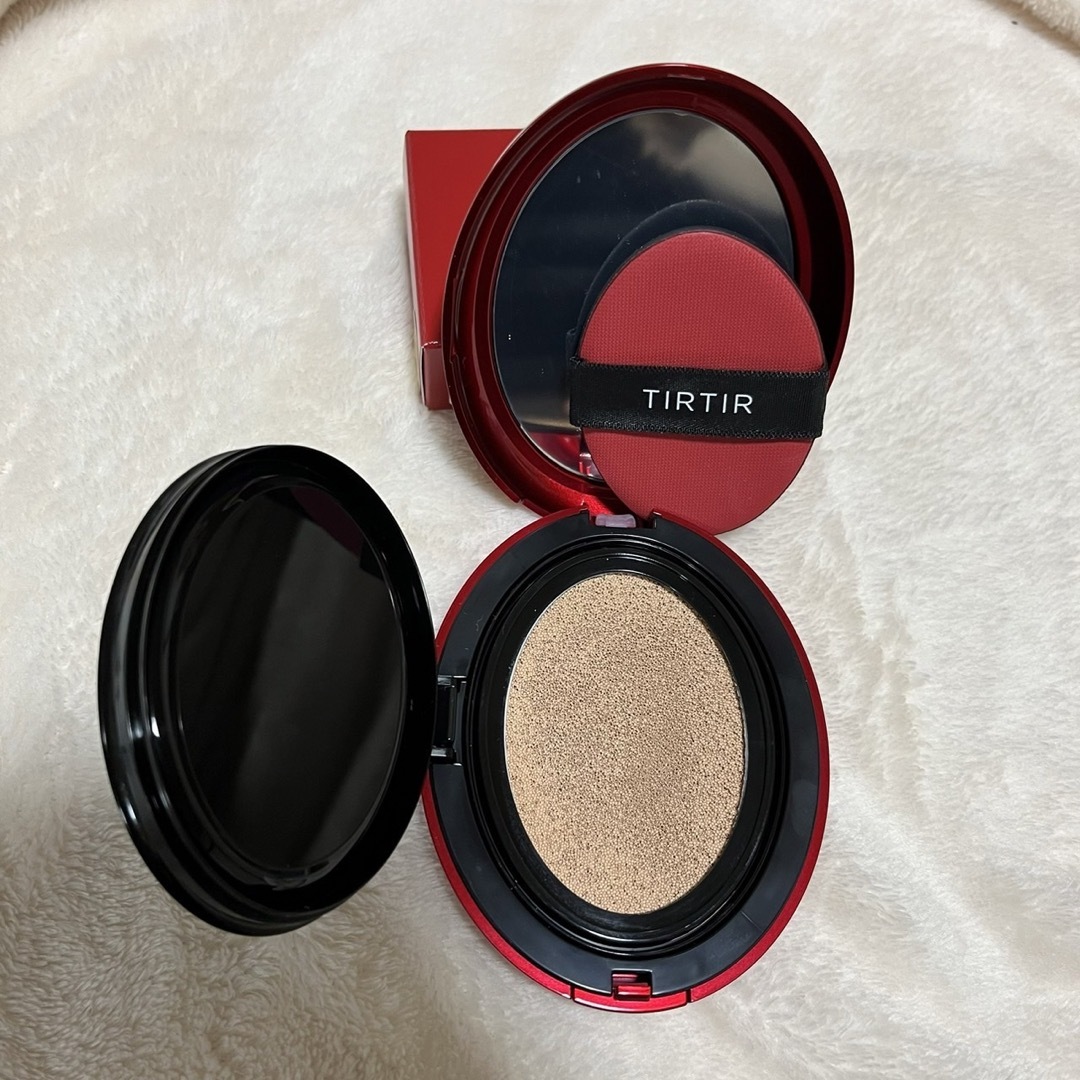 【中古】TIRTIR ティルティル MASK FIT RED CUSHION コスメ/美容のベースメイク/化粧品(ファンデーション)の商品写真