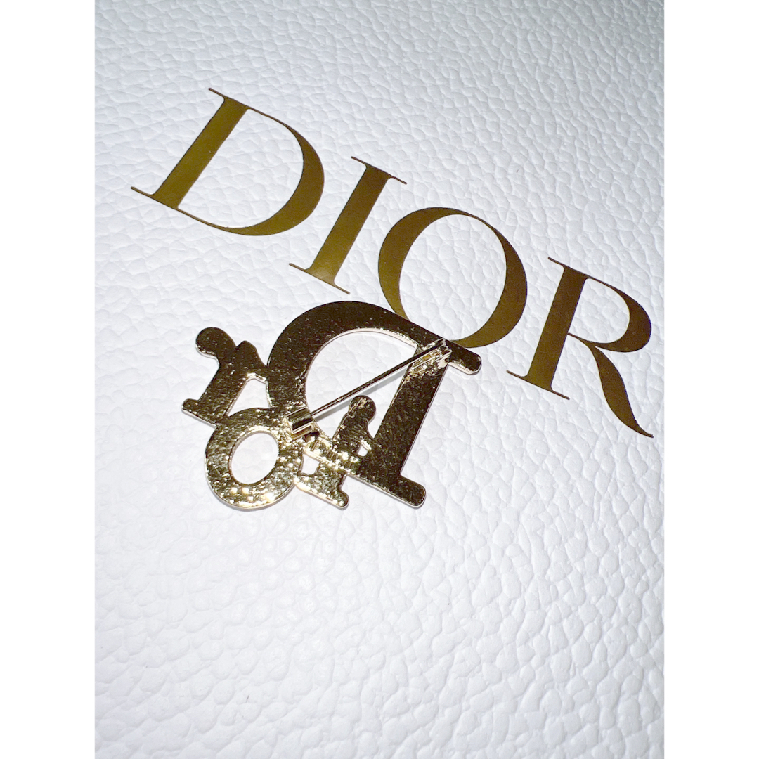 Christian Dior - Dior キラキラストーンブローチ ゴールドの通販 by