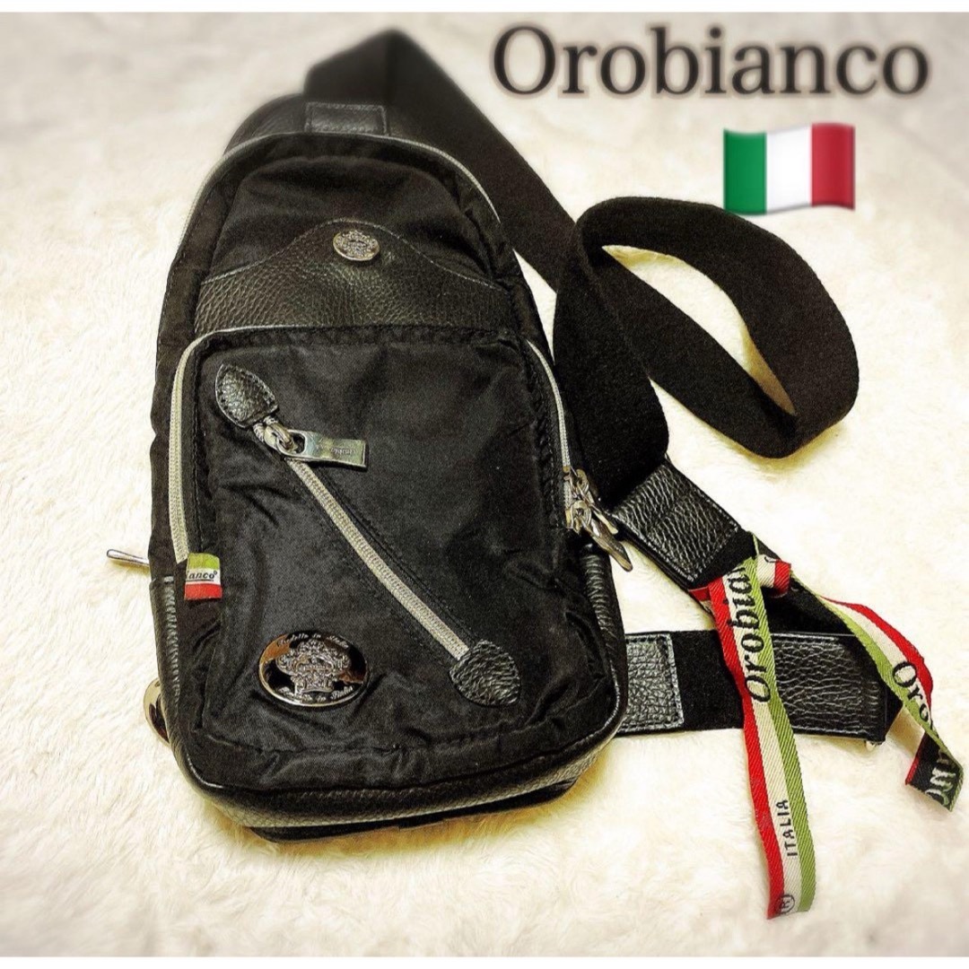 Orobianco(オロビアンコ)の【極美品】Orobianco オロビアンコ ブラック　ボディバッグ　イタリア製 メンズのバッグ(ボディーバッグ)の商品写真