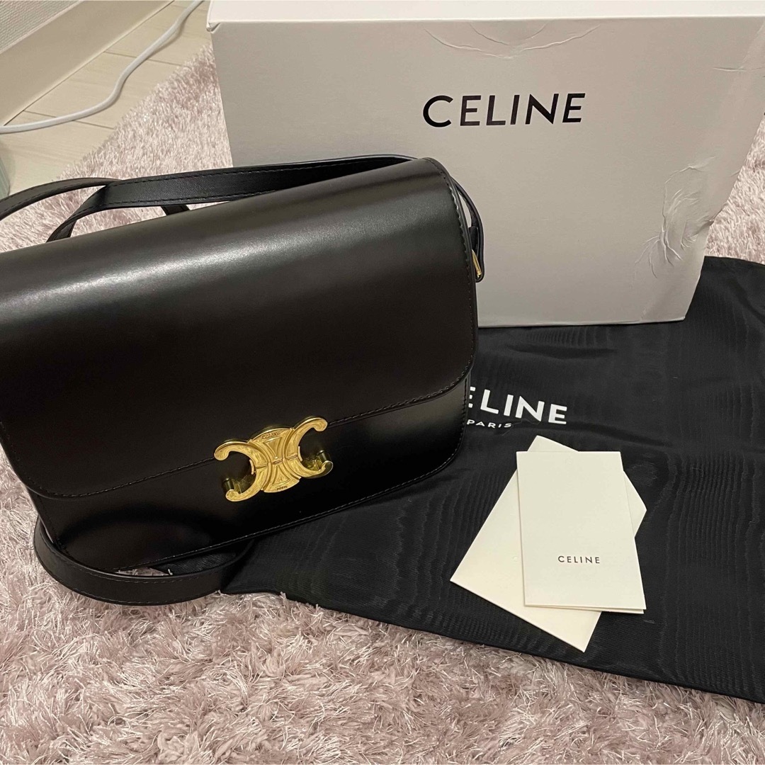 CELINE クラシック トリオンフバッグ / シャイニーカーフスキン ブラック