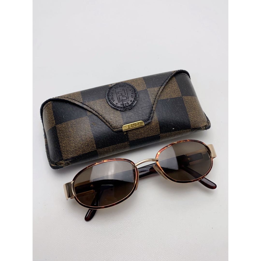 驚きの低価格】 A230 FENDI フェンディ サングラス ユニセックス