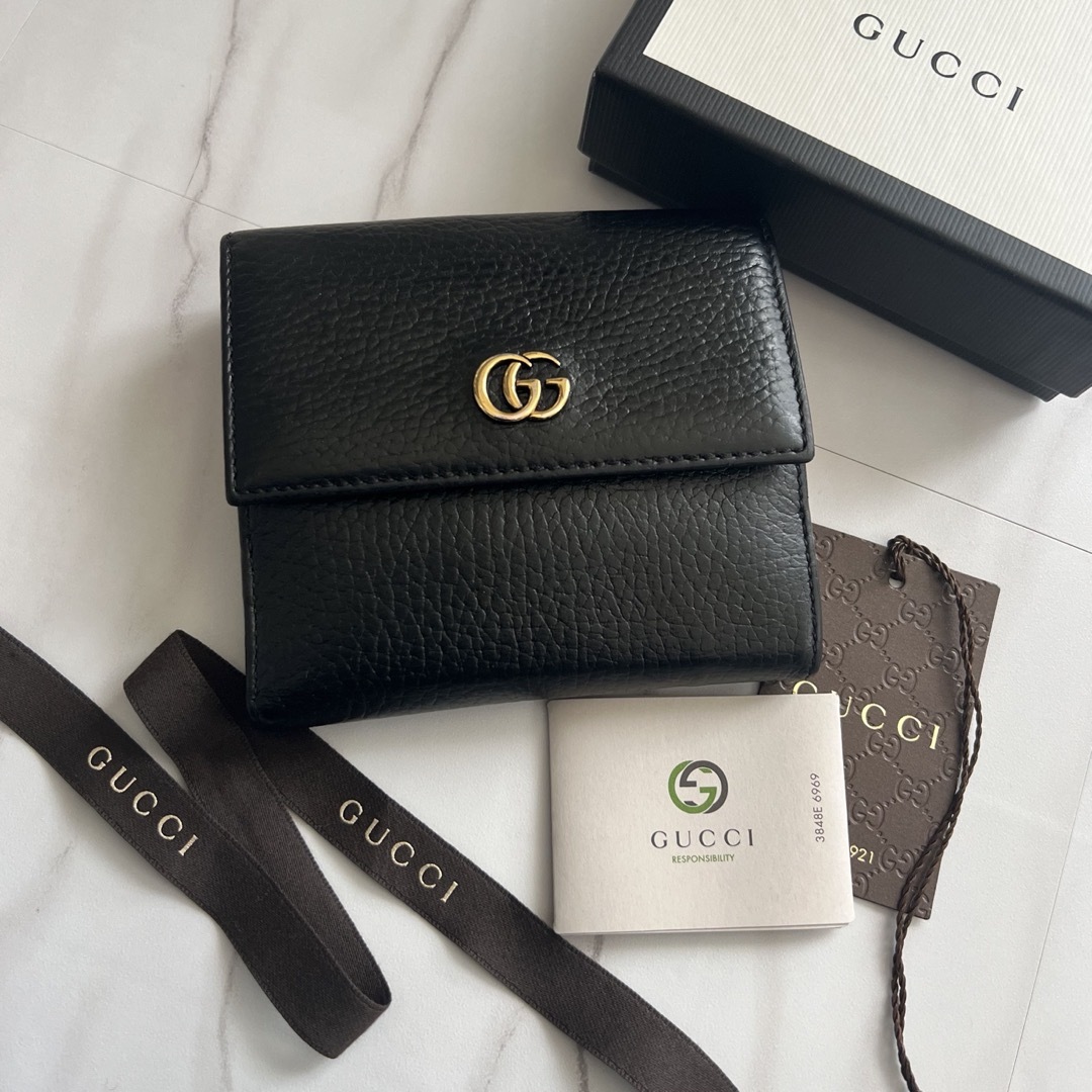 Gucci - 911 美品 GUCCI グッチ 2つ折り財布 マーモントの通販 by