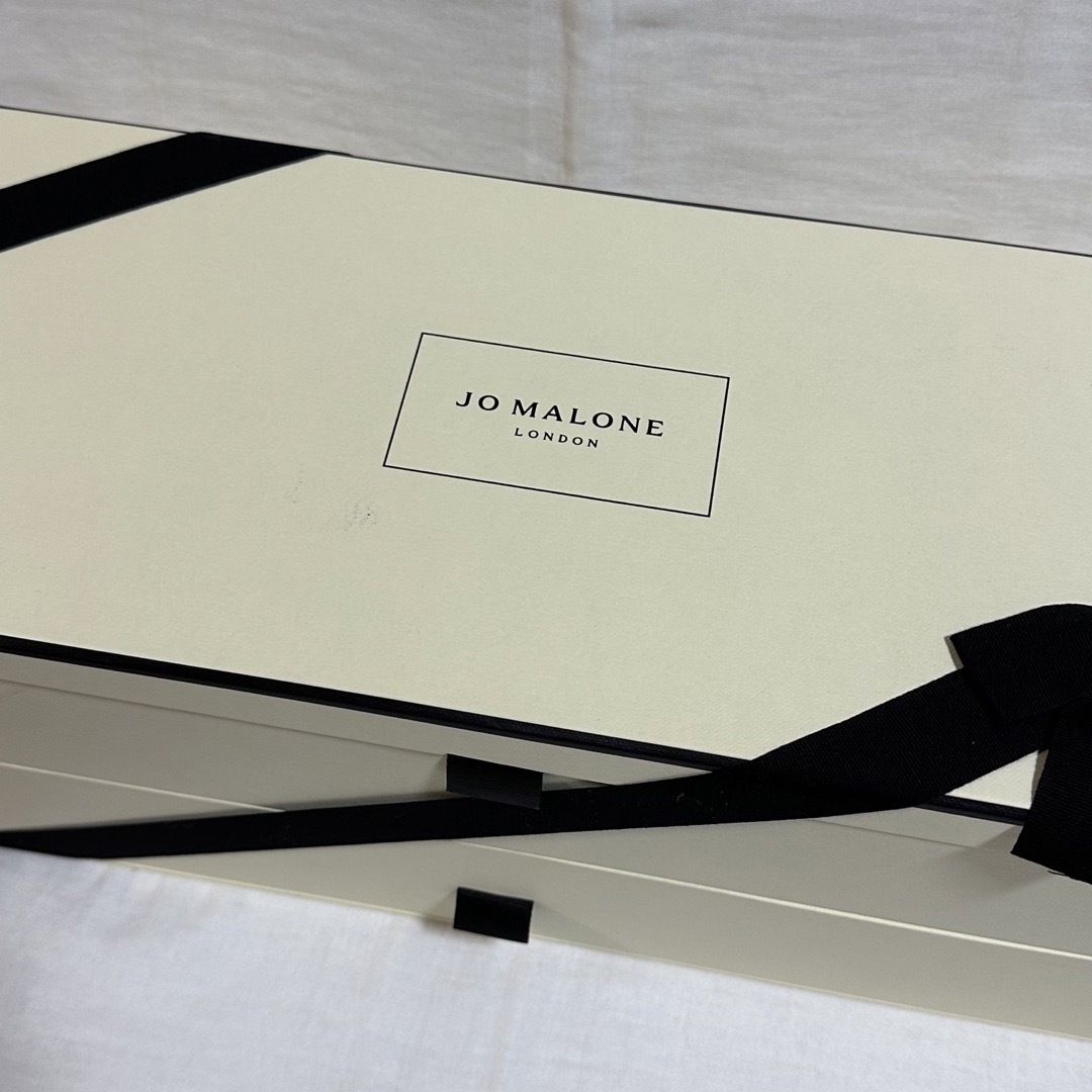 Jo Malone(ジョーマローン)のJO MALONE ジョーマローン 2022 アドベントカレンダー 新品未開封♪ コスメ/美容のキット/セット(コフレ/メイクアップセット)の商品写真