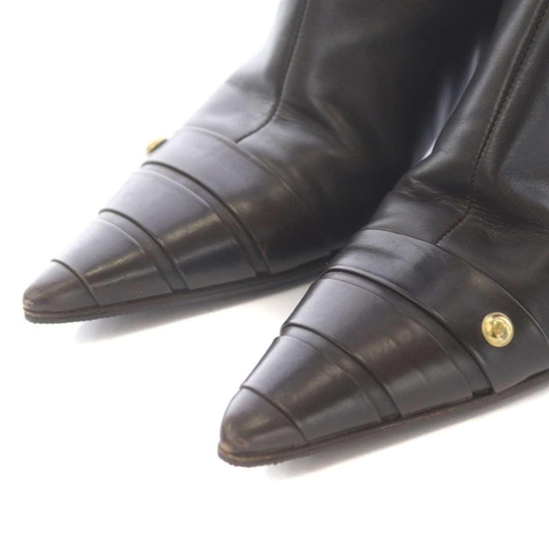 CHANEL(シャネル)のシャネル ココマーク ロングブーツ ポインテッドトゥ レザー 22 茶 レディースの靴/シューズ(ブーツ)の商品写真