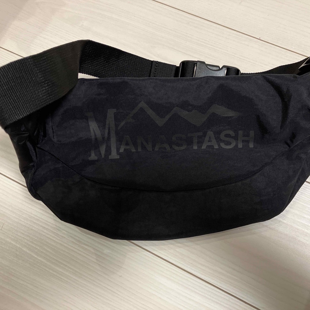 MANASTASH(マナスタッシュ)のマナスタッシュ　ウエストバッグ　未使用品 メンズのバッグ(ボディーバッグ)の商品写真