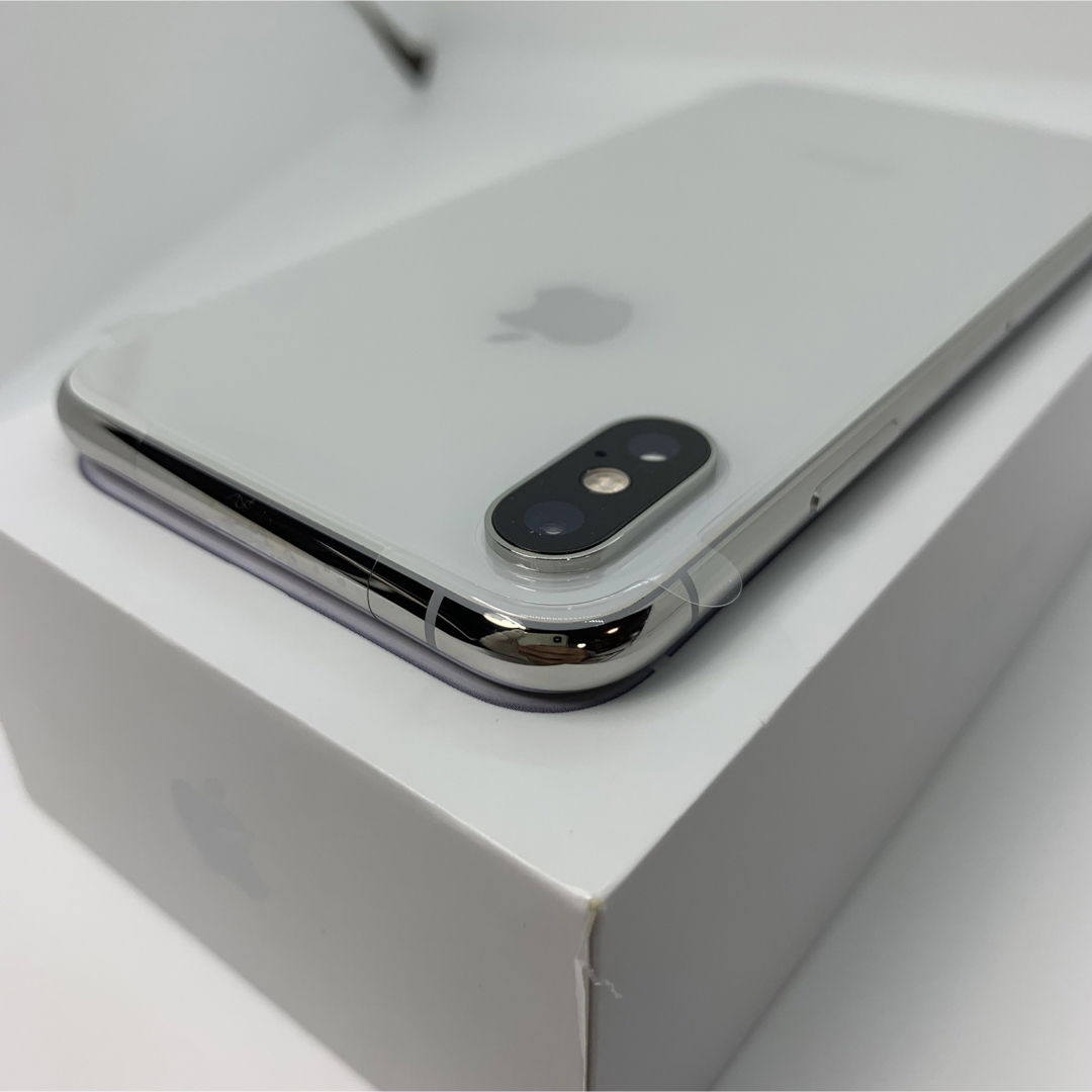 iPhone - 新品 iPhone Xs Silver 512 GB SIMフリー 本体の通販 by 豊富