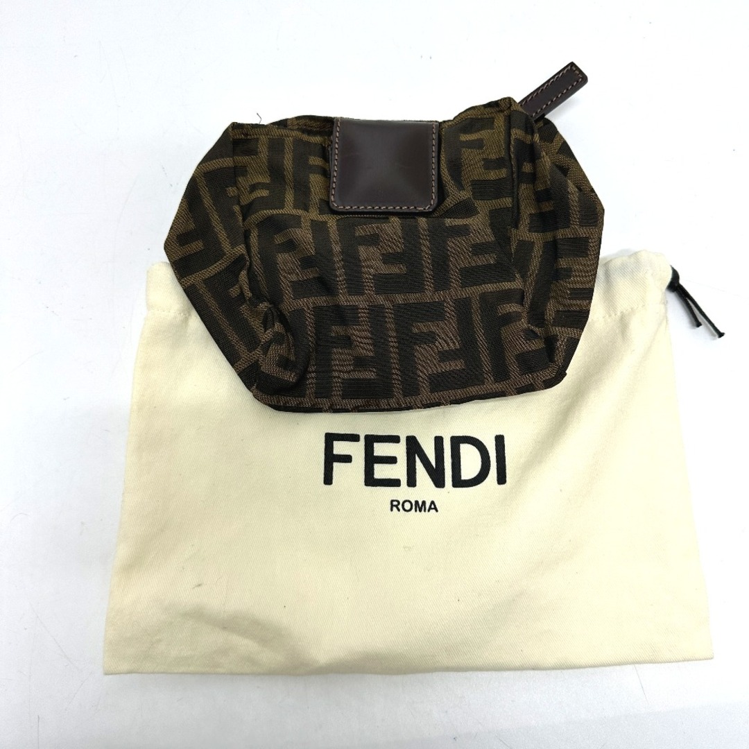 FENDI(フェンディ)のフェンディ FENDI 26539 ズッカ ポーチ キャンバス/レザー ブラウン レディースのファッション小物(ポーチ)の商品写真