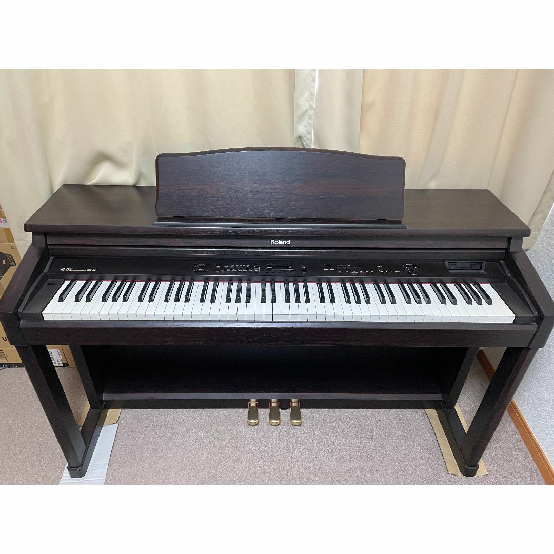 🎹❤️美品❤️✨クリスマスプレゼントに❗️🎁電子ピアノ　ローランドHP550 楽器の鍵盤楽器(ピアノ)の商品写真