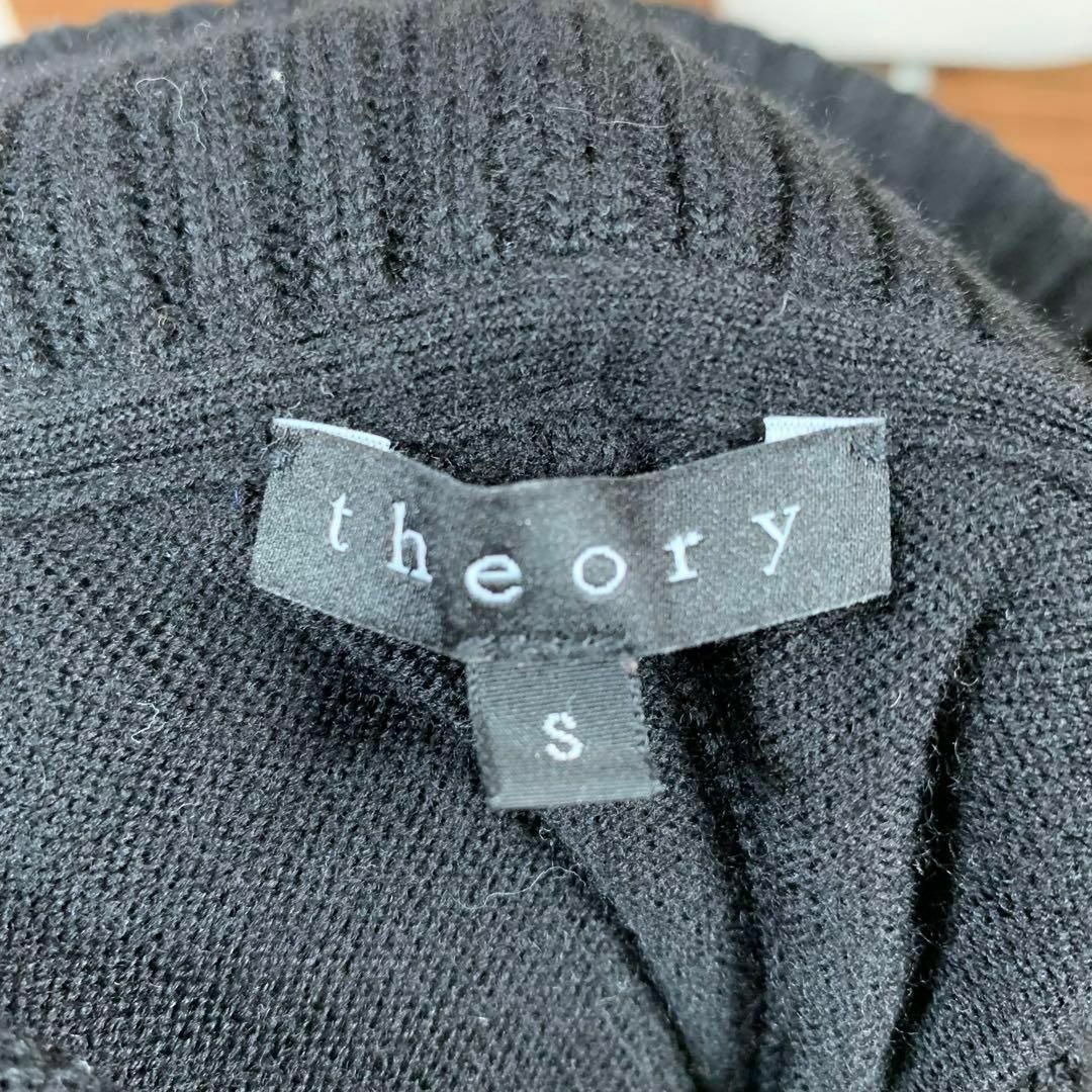 theory(セオリー)のTheory セオリー️⭐️ポンチョ ニット Sサイズ 黒 ブラック レディースのジャケット/アウター(ポンチョ)の商品写真
