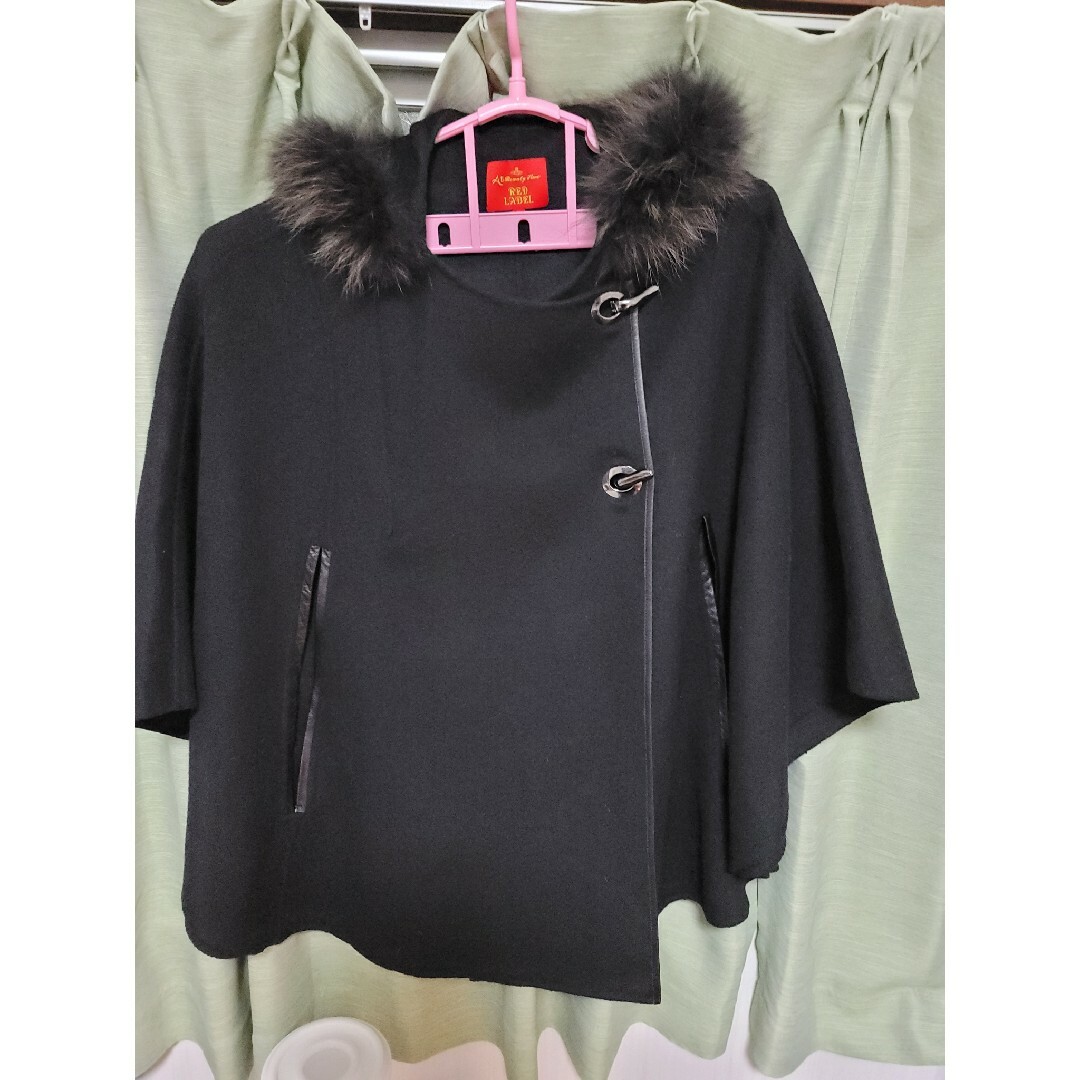 Vivienne Westwood(ヴィヴィアンウエストウッド)のヴィヴィアンウエストウッドコート レディースのジャケット/アウター(ポンチョ)の商品写真