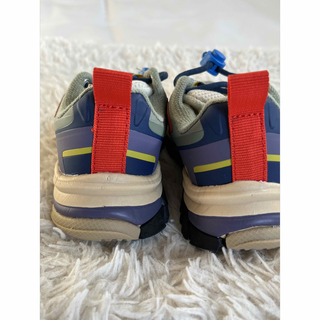 ZARA KIDS(ザラキッズ)のZARAキッズ　ザラキッズ　ザラベビー　ZARAbaby スニーカー　13.5 キッズ/ベビー/マタニティのベビー靴/シューズ(~14cm)(スニーカー)の商品写真