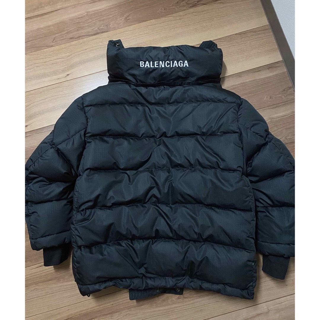 BALENCIAGA バレンシアガ C shape down jacket 黒のサムネイル