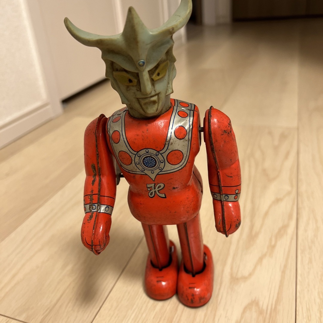 ☆ mjm様専用ウルトラマンレオ ブリキ ゼンマイ走行 当時物 稼働 ☆ mjm様専用ウルトラマンレオ ブリキ ゼンマイ走行 当時物 稼働