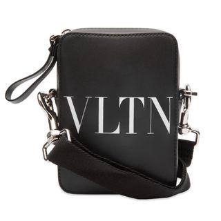 VALENTINO(ショルダーバッグ)のフリマアイテム一覧 VALENTINO(ショルダーバッグ)のフリマアイテム一覧