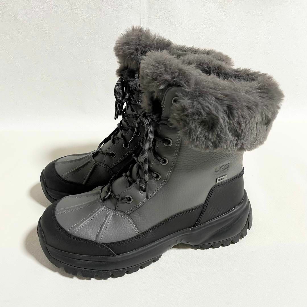 ブーツ【極美品】スノーブーツ　トレッキング　防水・防寒　UGG ヨセ フラッフ　ブーツ