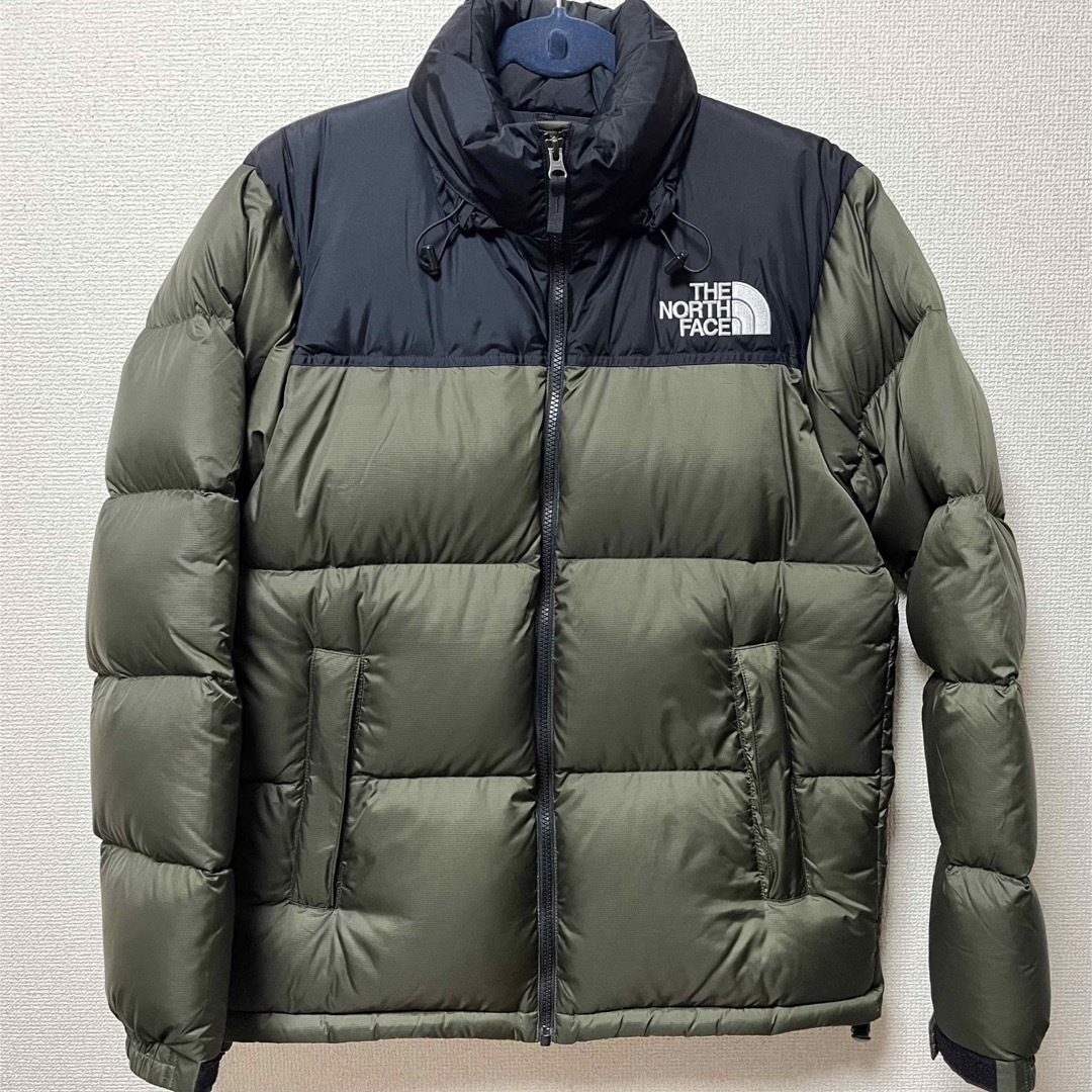 THE NORTH FACE(ザノースフェイス)の【美品】ノースフェイス　ヌプシダウンジャケット メンズのジャケット/アウター(ダウンジャケット)の商品写真