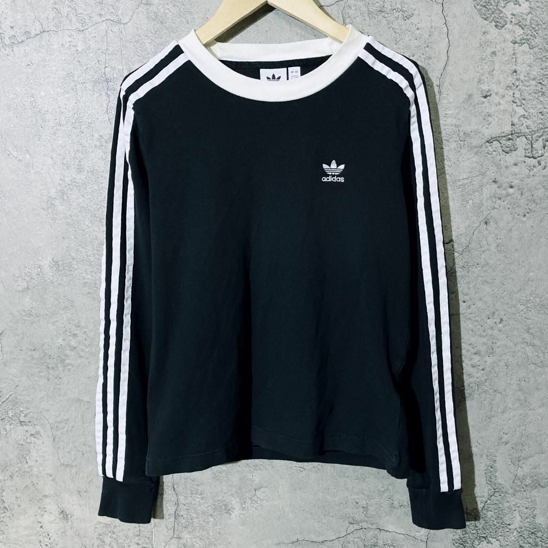 adidas(アディダス)の【人気 90s ロゴ】adidas アディダス ロング Tシャツ トップス M レディースのトップス(Tシャツ(長袖/七分))の商品写真