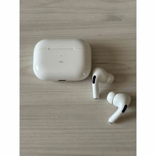 アップル(Apple)のAirPods Pro 第1世代(ストラップ/イヤホンジャック)