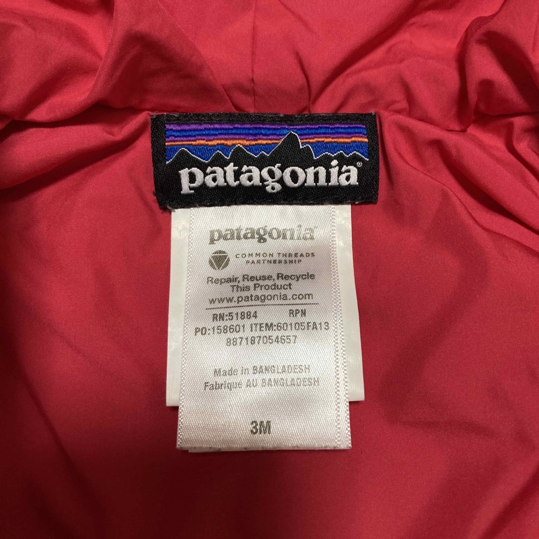 patagonia(パタゴニア)のパタゴニア　スノーウェア　60 オーバーオール　ダウン キッズ/ベビー/マタニティのベビー服(~85cm)(カバーオール)の商品写真