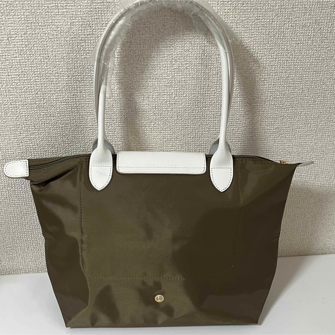 LONGCHAMP(ロンシャン)の【新品】ロンシャン ル プリアージュ オリジナル 最新限定Mエッフェル塔カーキ レディースのバッグ(ショルダーバッグ)の商品写真