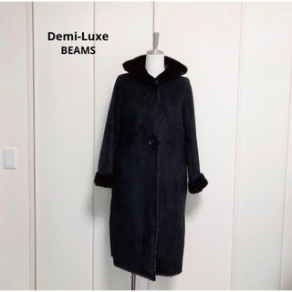 Demi-Luxe BEAMSのクルーネック、ベルト付きリバーコート