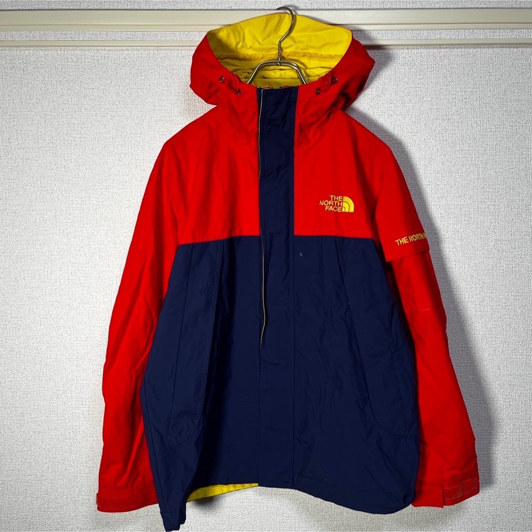 THE NORTH FACE ノースフェイス　マウンテンパーカー　赤