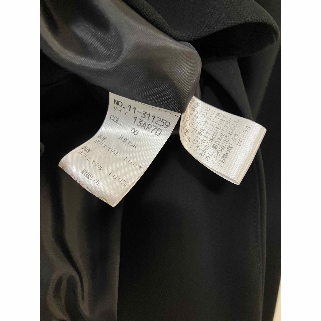 美品 ラブリークィーン 日本製 ブラックフォーマルジャケット 13号 レディースのジャケット/アウター(テーラードジャケット)の商品写真