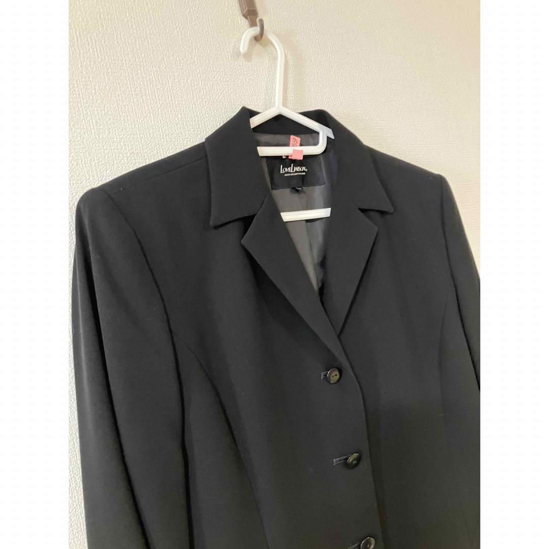 美品 ラブリークィーン 日本製 ブラックフォーマルジャケット 13号 レディースのジャケット/アウター(テーラードジャケット)の商品写真