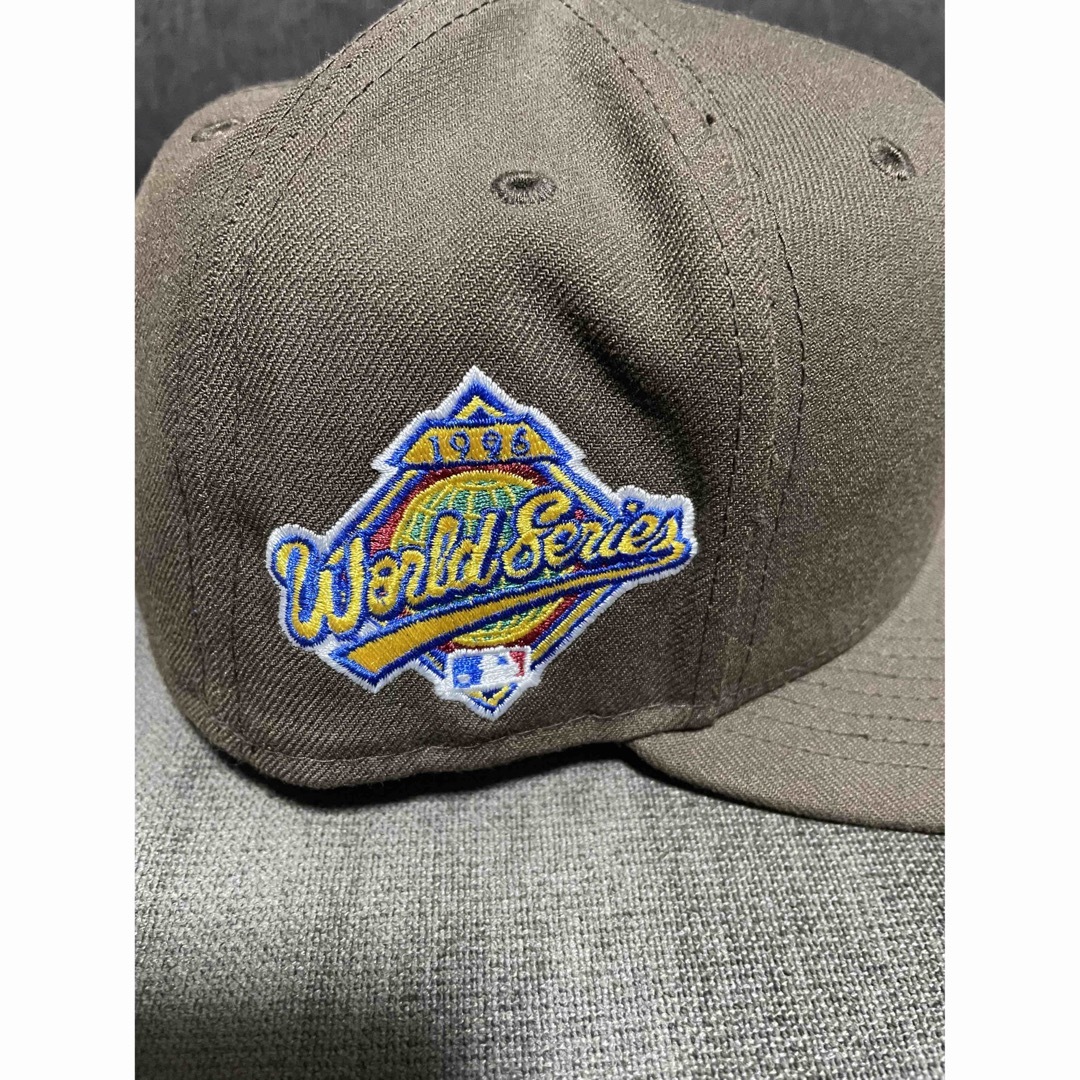 NEW ERA(ニューエラー)のNEW ERA 59FIFTY ニューヨーク・ヤンキース ブラウン メンズの帽子(キャップ)の商品写真