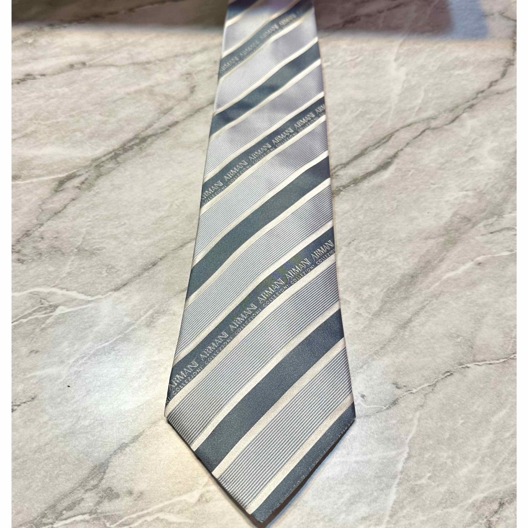 アルマーニコレツィオーニ ロゴ刺繍 ストライプ シルク100% ネクタイのサムネイル