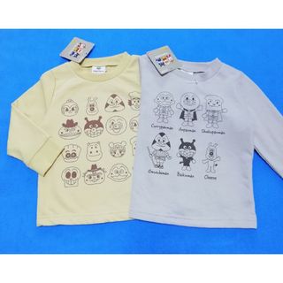 アンパンマン(アンパンマン)の新品　90cm　アンパンマン　それいけ！ミニ裏毛トレーナー2枚セット　m×b(Tシャツ/カットソー)