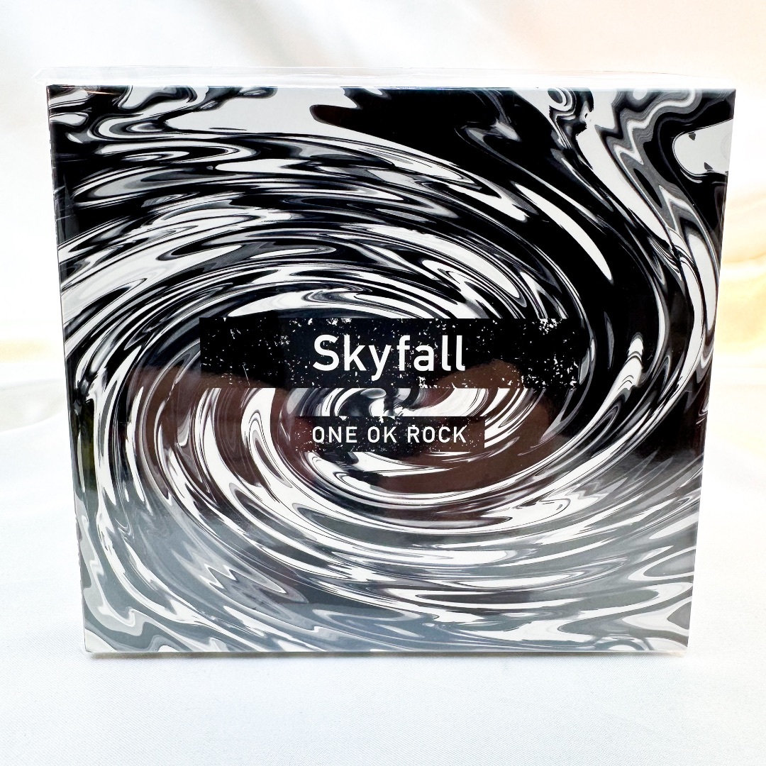 ONE OK ROCK ライブ会場限定CD『Skyfall』