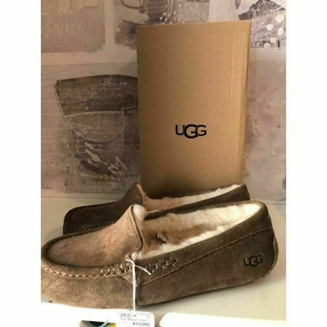 UGG - 25cm 新品 UGG モカシン アンスレー ANSLEY ヒッコリーサンドの
