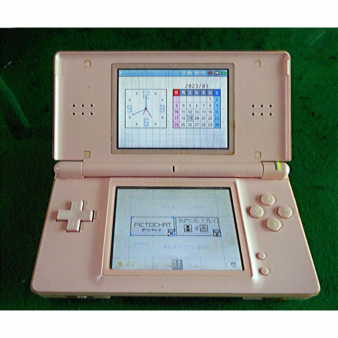 ニンテンドーDS(ニンテンドーDS)のりな様専用 Nintendo DS Lite ノーブルピンク 動作品 エンタメ/ホビーのゲームソフト/ゲーム機本体(携帯用ゲーム機本体)の商品写真