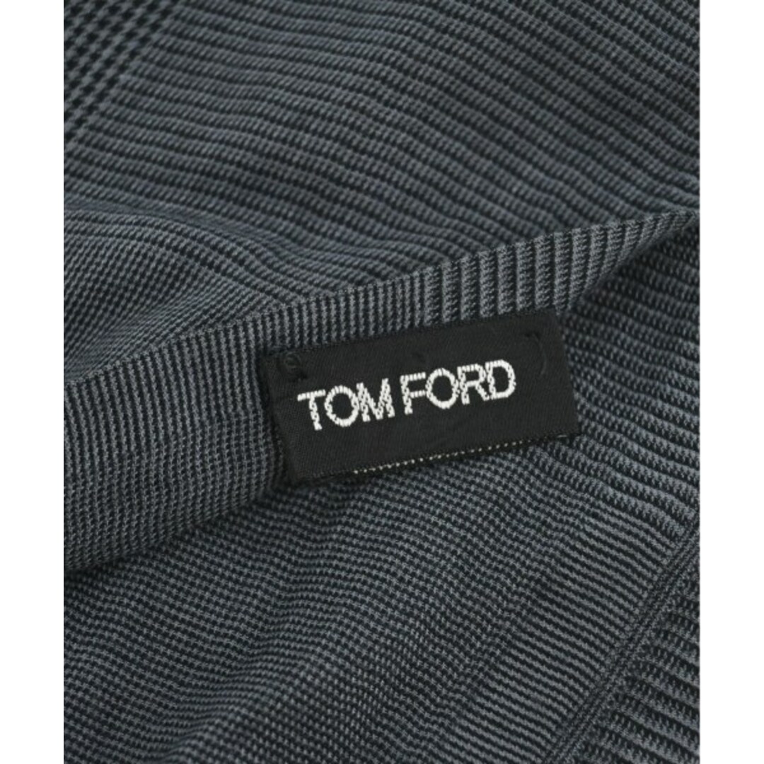 TOM FORD(トムフォード)のTOM FORD トムフォード ストール - グレー系(グレンチェック) 【古着】【中古】 メンズのファッション小物(ストール)の商品写真