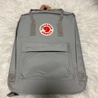 フェールラーベンカンケン(FJALLRAVEN KANKEN)の新品 フェールラーベンカンケン グレー　16L リュック(リュック/バックパック)