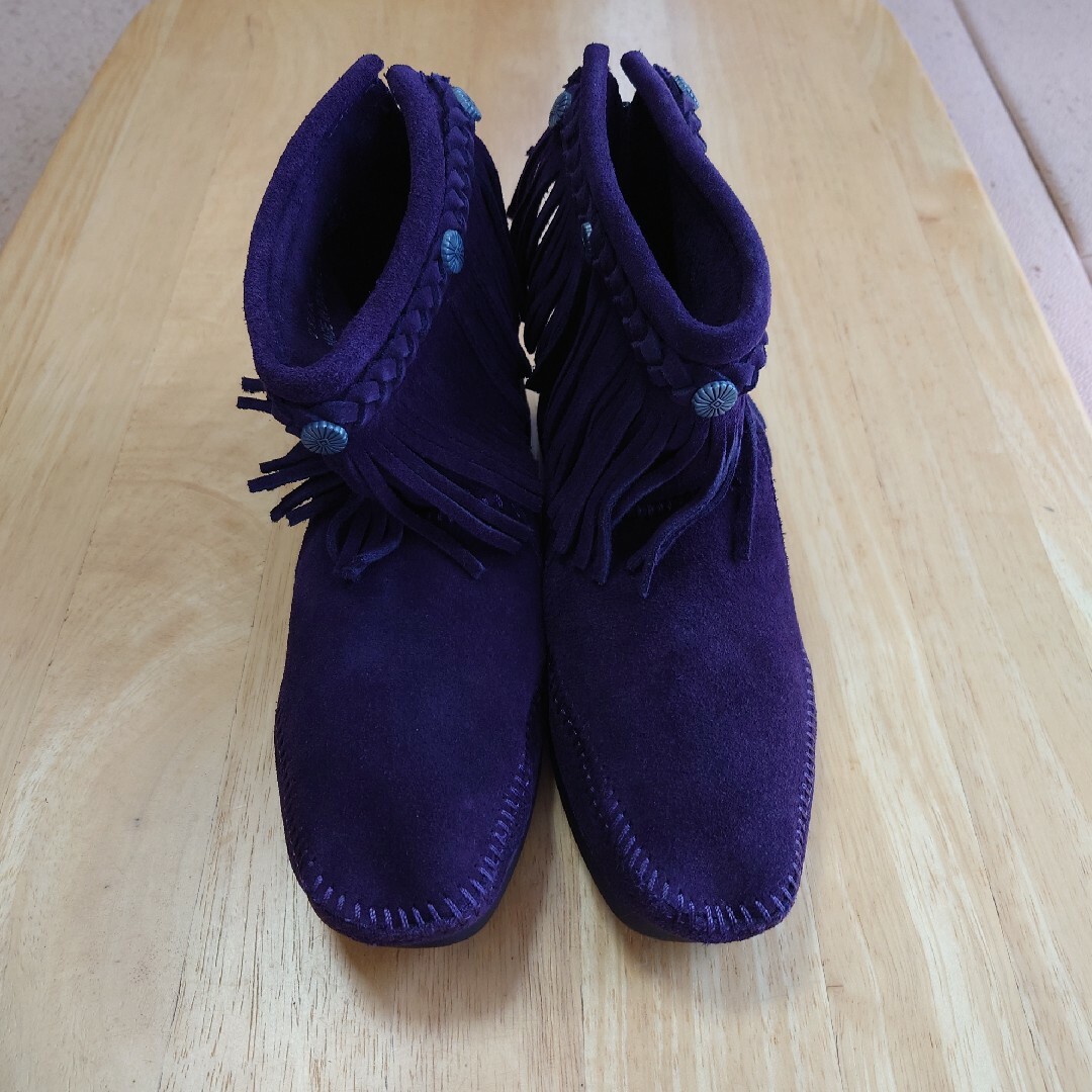 Minnetonka(ミネトンカ)のミネトンカブーツ・サイズ7 PURPLE レディースの靴/シューズ(ブーツ)の商品写真