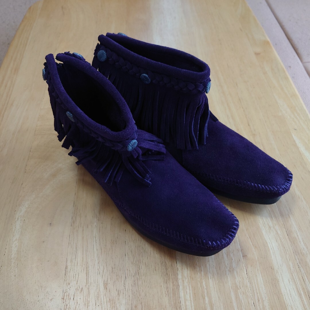 Minnetonka(ミネトンカ)のミネトンカブーツ・サイズ7 PURPLE レディースの靴/シューズ(ブーツ)の商品写真