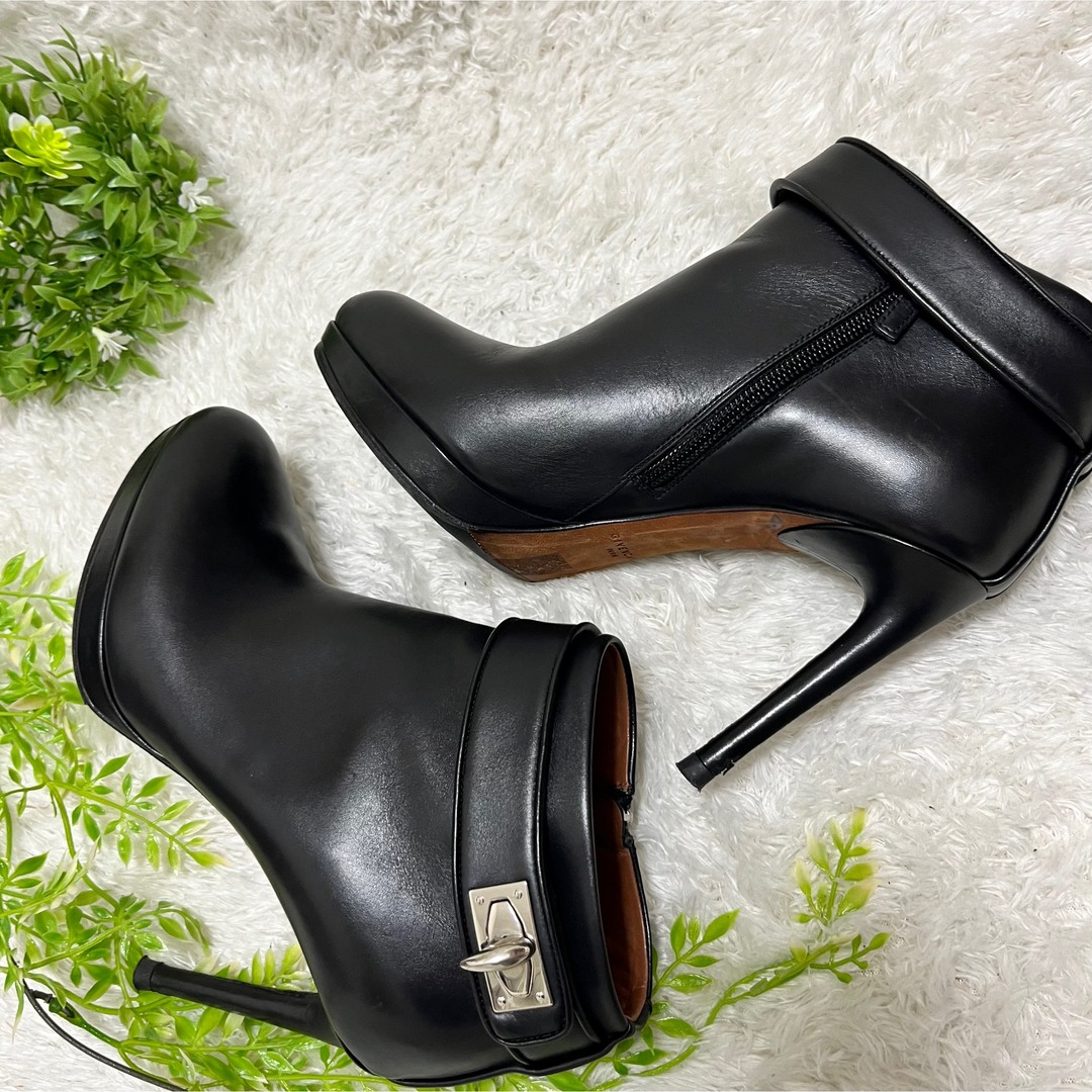 GIVENCHY ジバンシー シャーク ターンロック ブーツ ブーティ GIVENCHY ジバンシー シャーク ターンロック ブーツ ブーティ