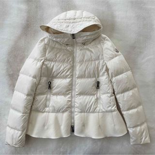 モンクレール レディースの通販 10,000点以上 | MONCLERを買うならラクマ