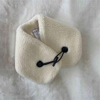新品 CARVEN carven マフラー ネックウォーマー スヌード もこもこ