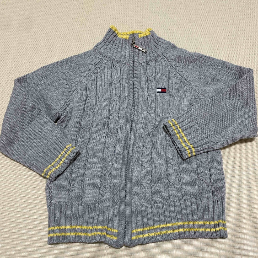 TOMMY HILFIGER(トミーヒルフィガー)のトミー　ニット キッズ/ベビー/マタニティのキッズ服男の子用(90cm~)(ニット)の商品写真